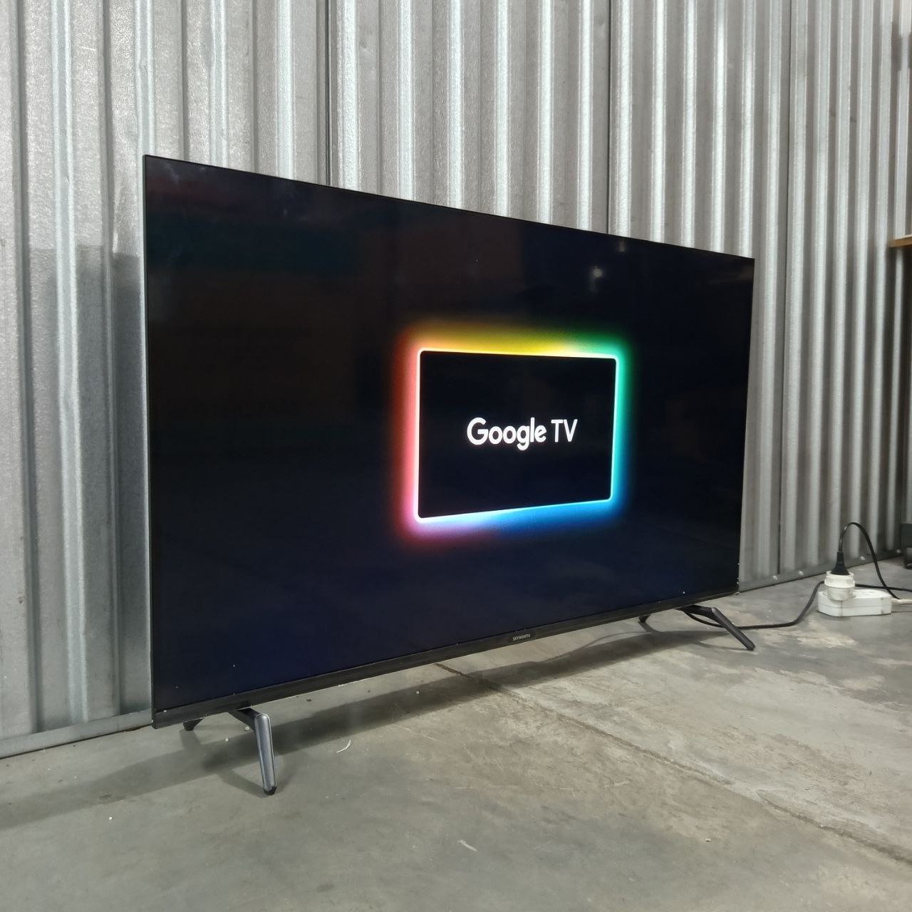 skyworth 40” 2k led google tv - Image 3