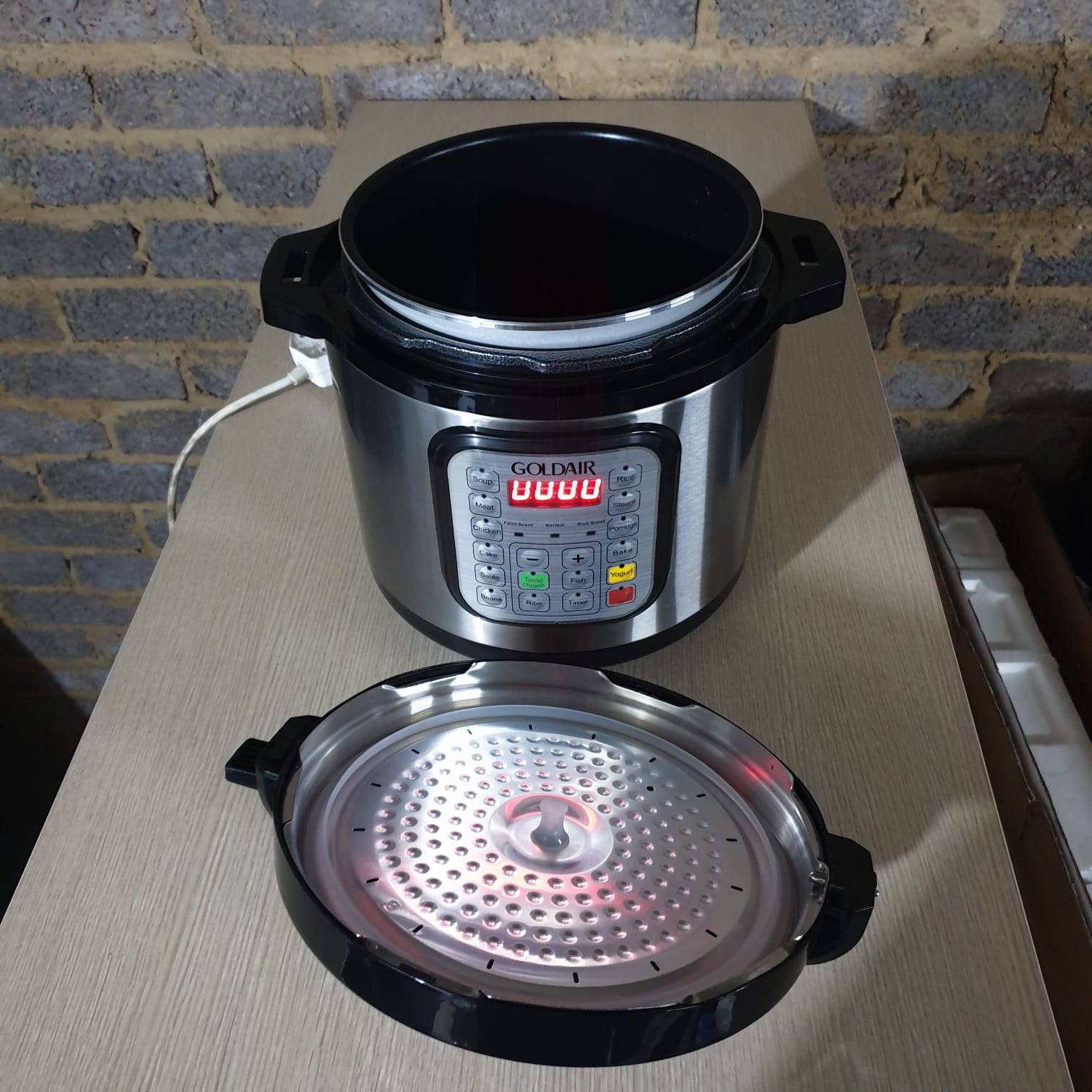 goldair 6l pressure cooker - Image 3