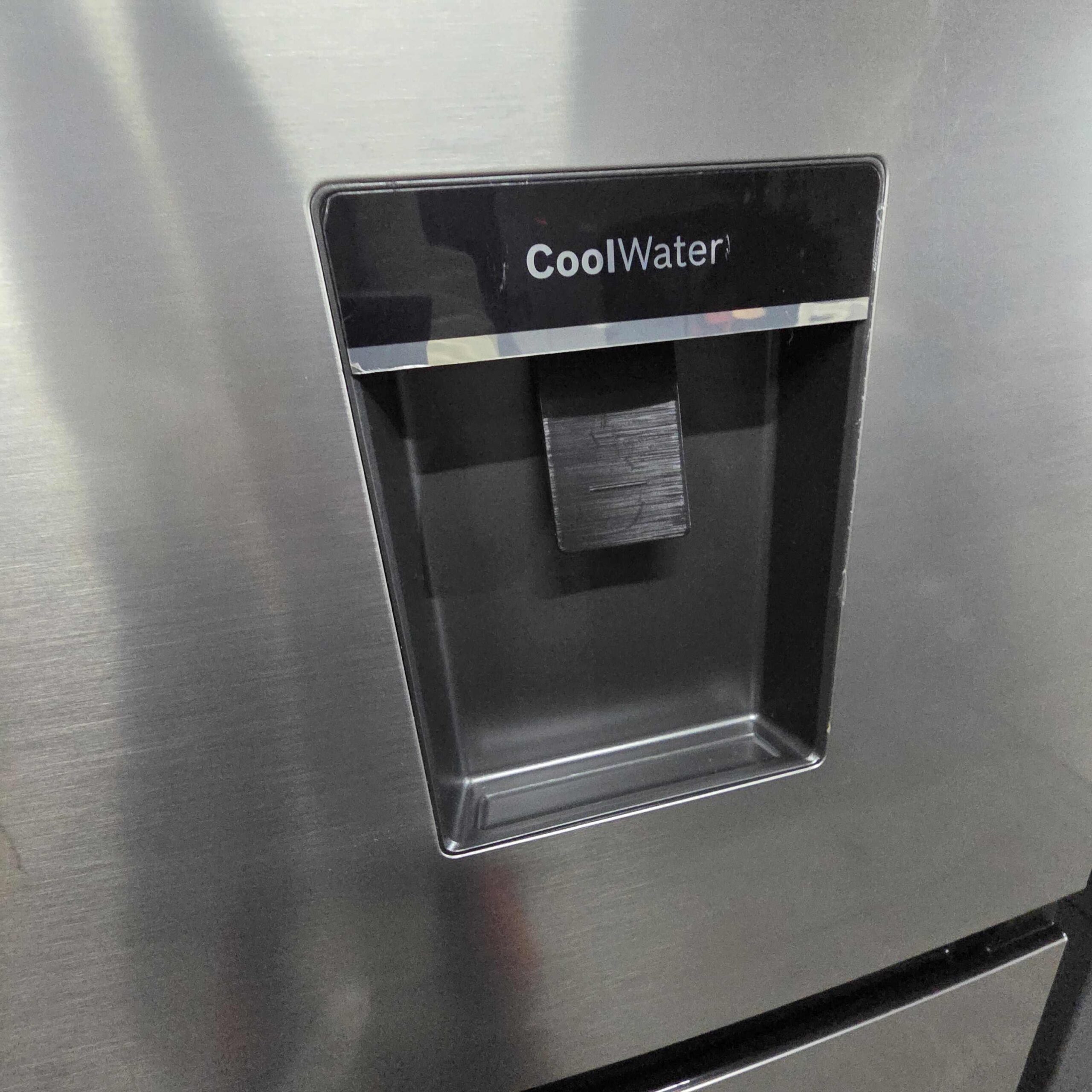 bosch - 263l bottom freezer fridge - inox look - Image 4