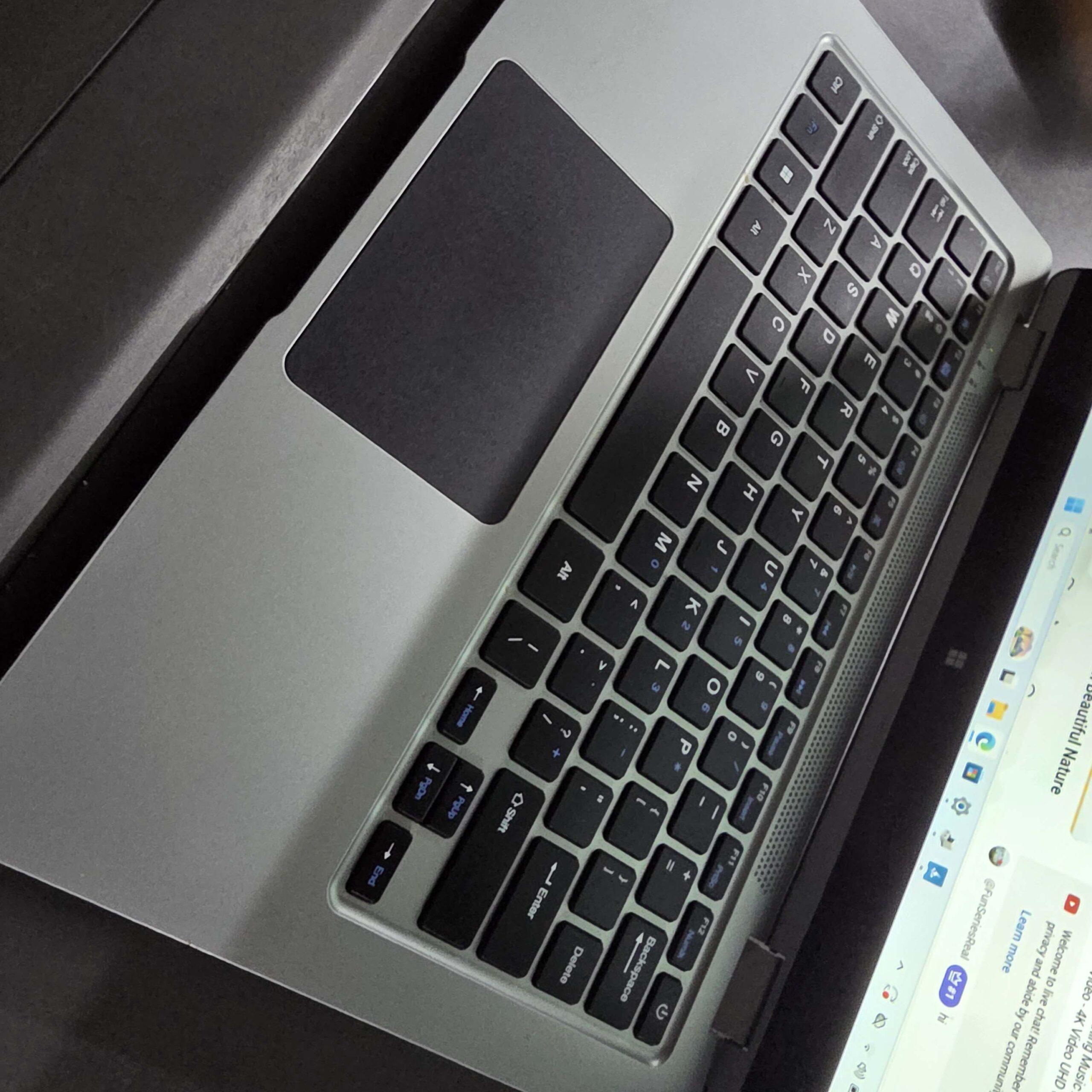 mecer guru celeron n3350 4gb ram 64gb emmc 13.3" 2-in-1 - Image 3